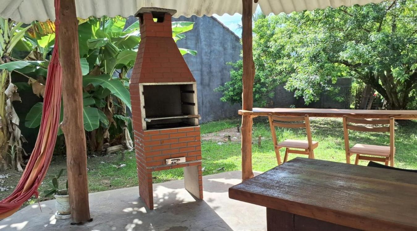 Pousada Chapéu de Sol, 400 metros da Praia, no centro, com estacionamento Ilha Comprida Exterior foto