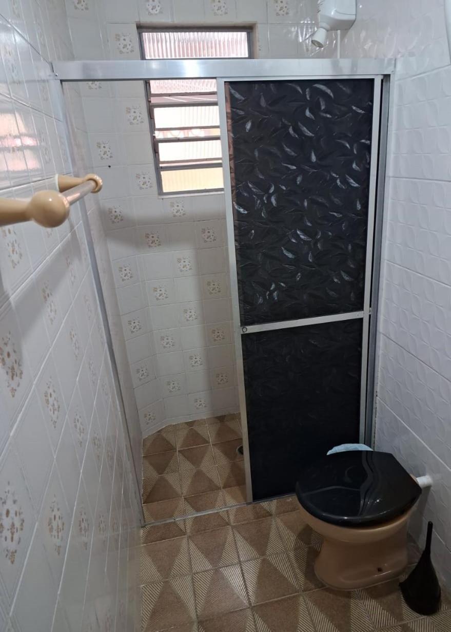 Pousada Chapéu de Sol, 400 metros da Praia, no centro, com estacionamento Ilha Comprida Exterior foto