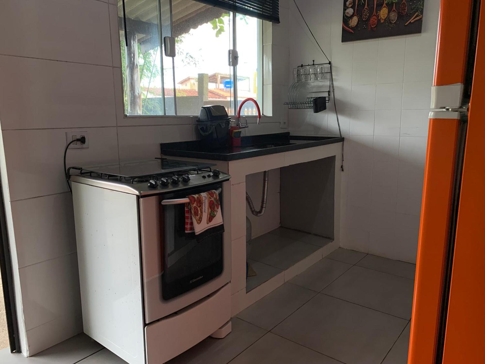 Pousada Chapéu de Sol, 400 metros da Praia, no centro, com estacionamento Ilha Comprida Exterior foto